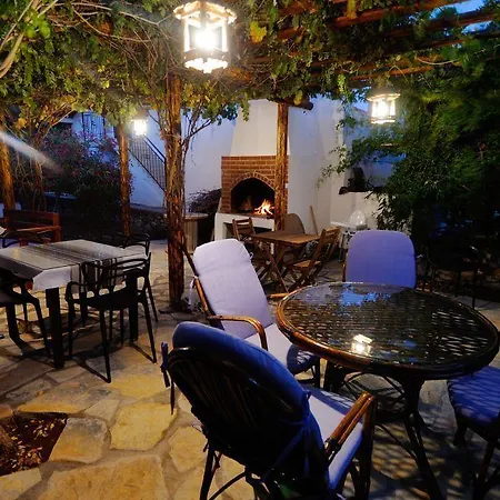 Yarimada Butik מלון