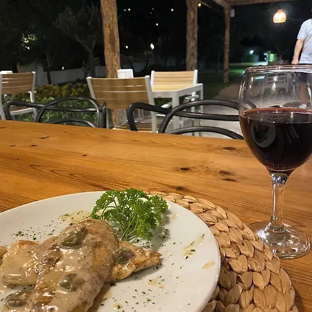 מלון Yarimada Butik