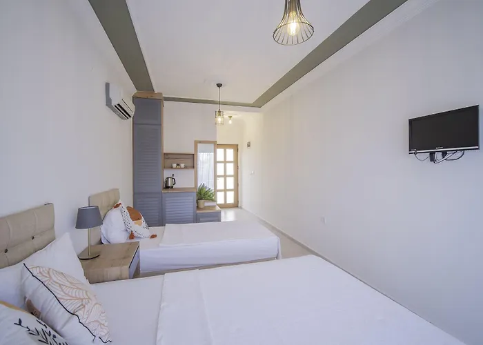 Ξενοδοχείο Yarimada Butik 3*