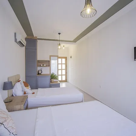 호텔 Yarimada Butik 3*